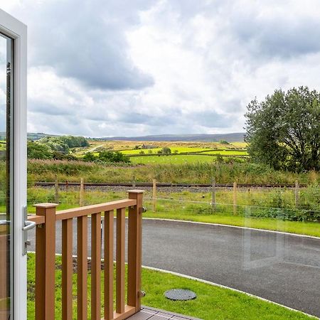 Great Harlow Views Newby  Екстериор снимка