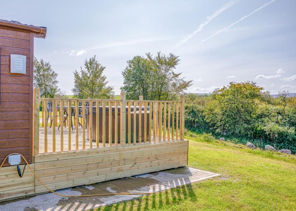 Great Harlow Views Newby  Екстериор снимка