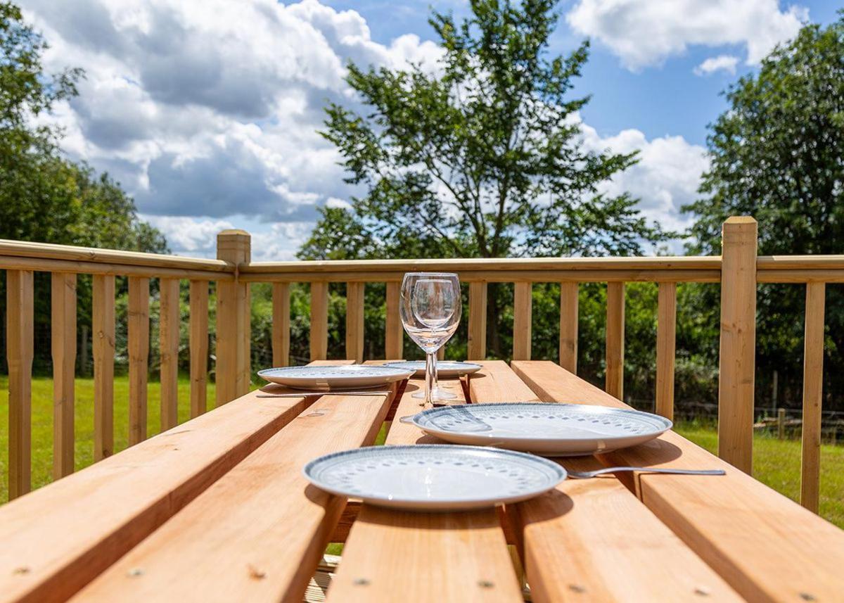 Great Harlow Views Newby  Екстериор снимка